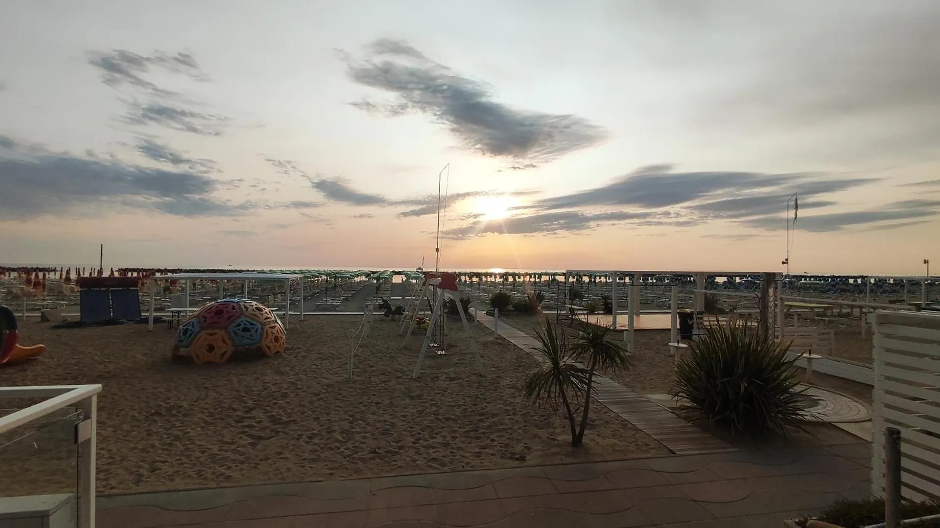 Appartamento Al Mare G House ベラーリア・イジェア・マリーナ